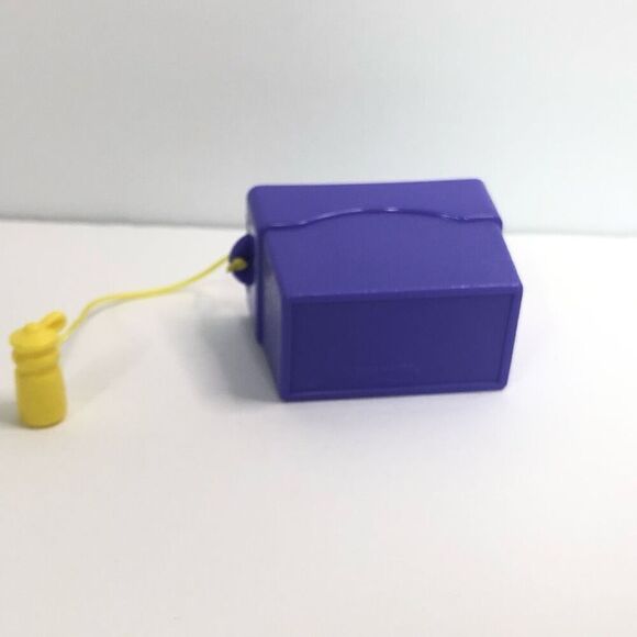 fisher price loving family camping cabin purple cooler  w/ yellow water bottle - Picture 3 of 7